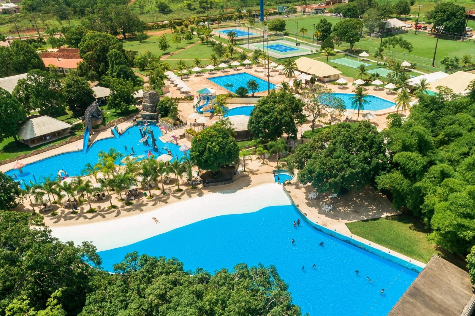 O sonho de construir uma piscina com ondas virou realidade